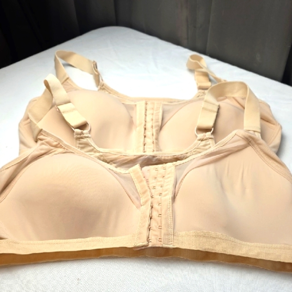 Seamless Nude Women's Bra Bundle(2) Front Hook Light Padding Back Suppiet Sz 4XL